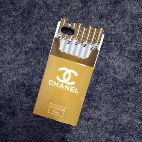 chanel sigaretten hoesje iphone 6|Chanel phone case.